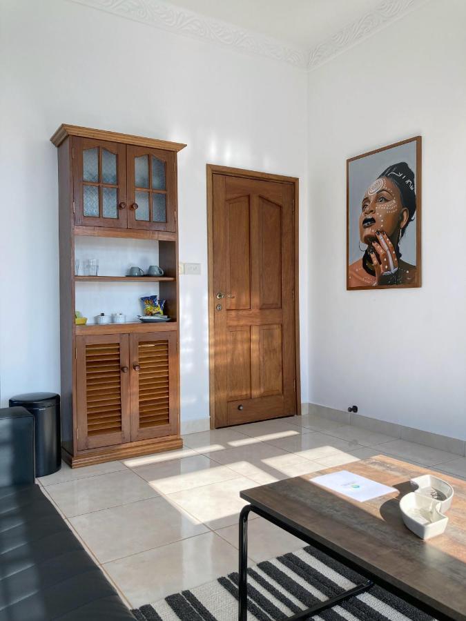 Hilda'S Homestay Диани-Бич Экстерьер фото